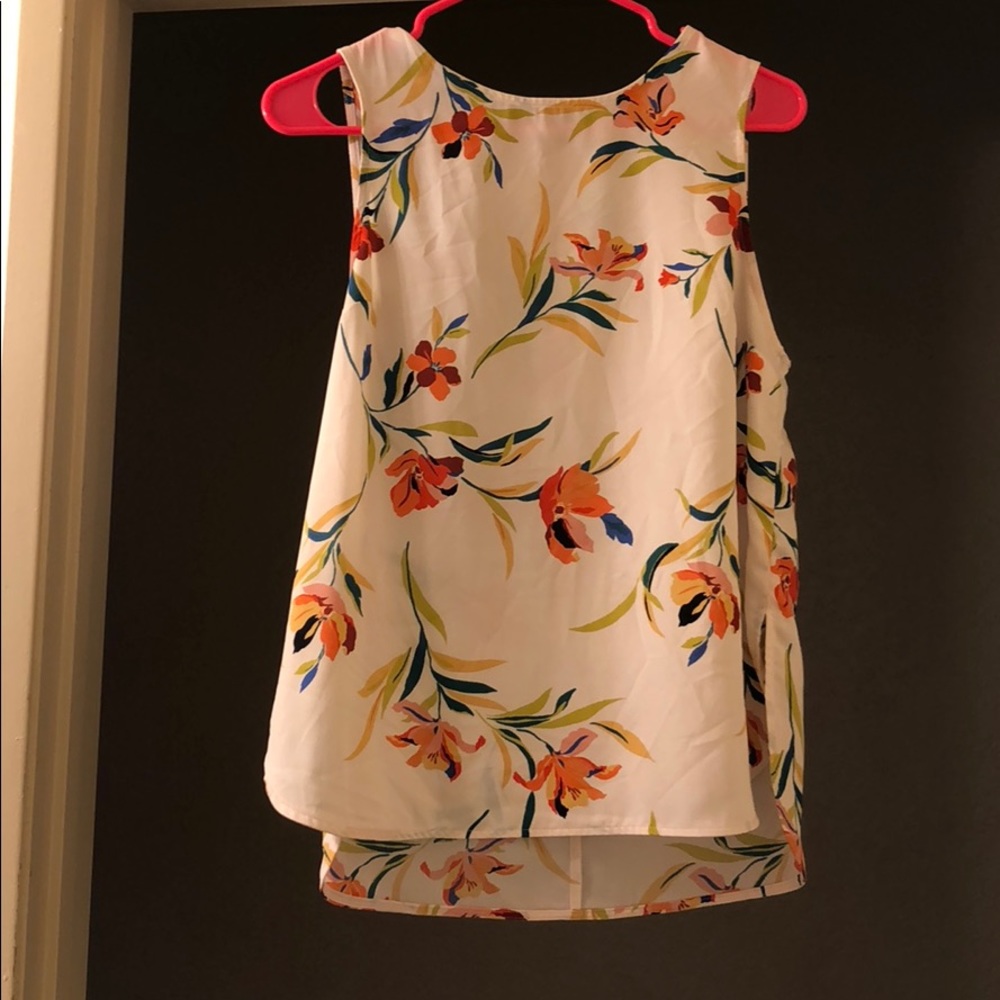 Floral print blouse